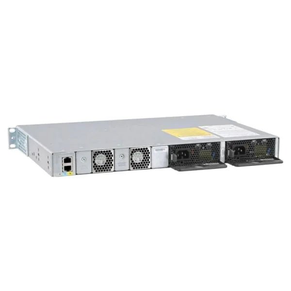 C9200L - 24P - 4X - E, Cisco Catalyst 9200L Switch, 24xPoE+ ports/4x10G uplink/Net Essentials - The HDDs