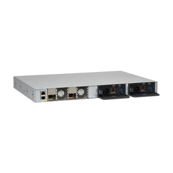 C9200 - 48P - E, Cisco Catalyst 9200 Switch, 48xPoE+ Ports/Network Essentials/Layer 3 - The HDDs