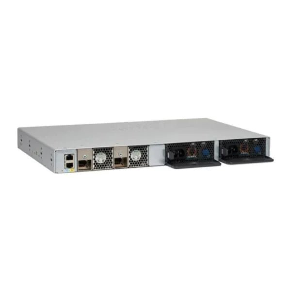 C9200L - 24P - 4G - E, Cisco Catalyst 9200L Switch, 24xPoE+ Ports/4x1G Uplink/Network Essentials - The HDDs